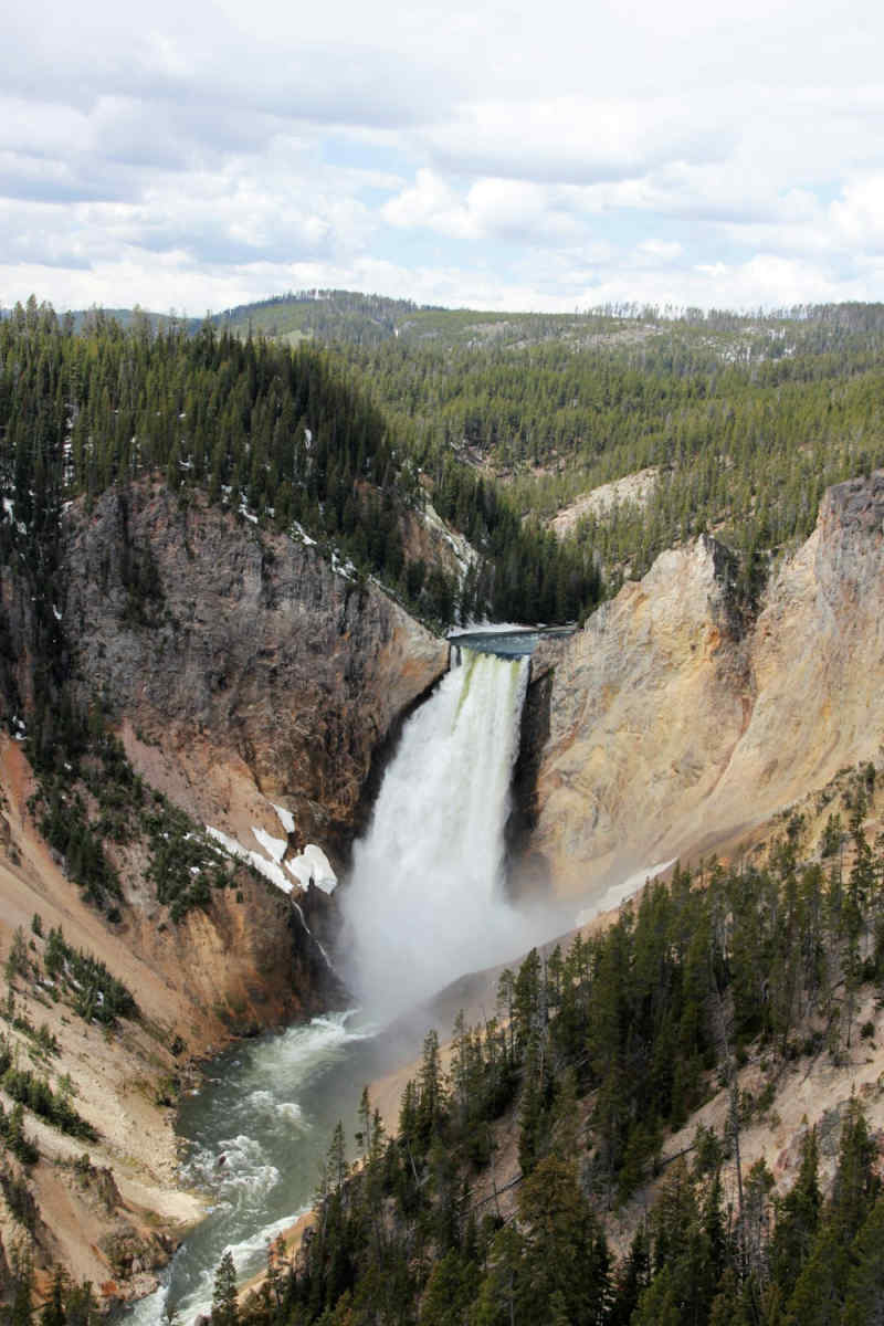 Wall Poster - Castle in Yellowstone