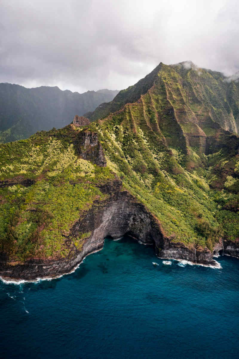 Wall Poster - Iceberg in Hawaii
