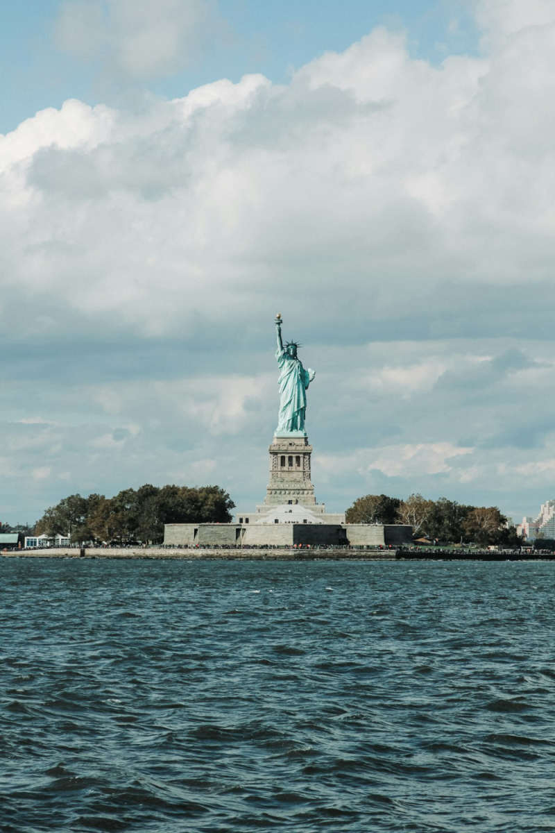 Wall Poster - Island in New York